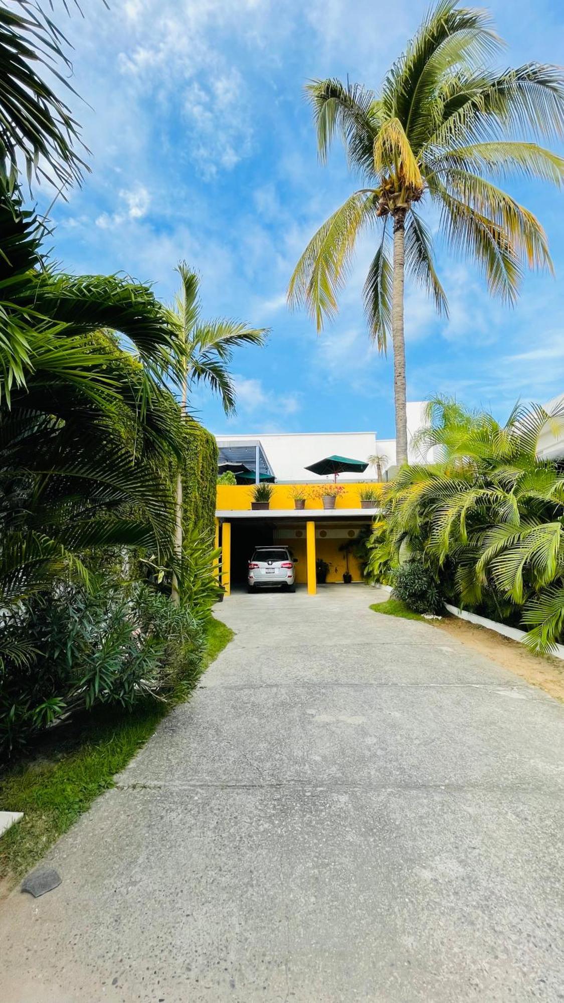Boutique Ixaya 3*